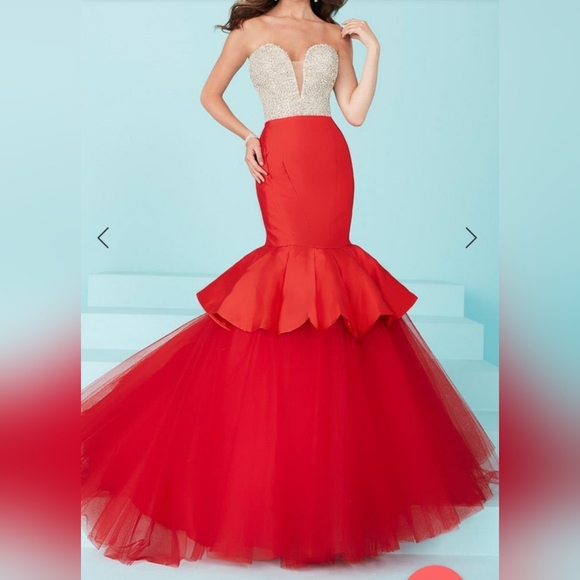 Tiffany Champagne strapless rhinestone embellished red mermaid prom gown 16 - Picture 4 of 7